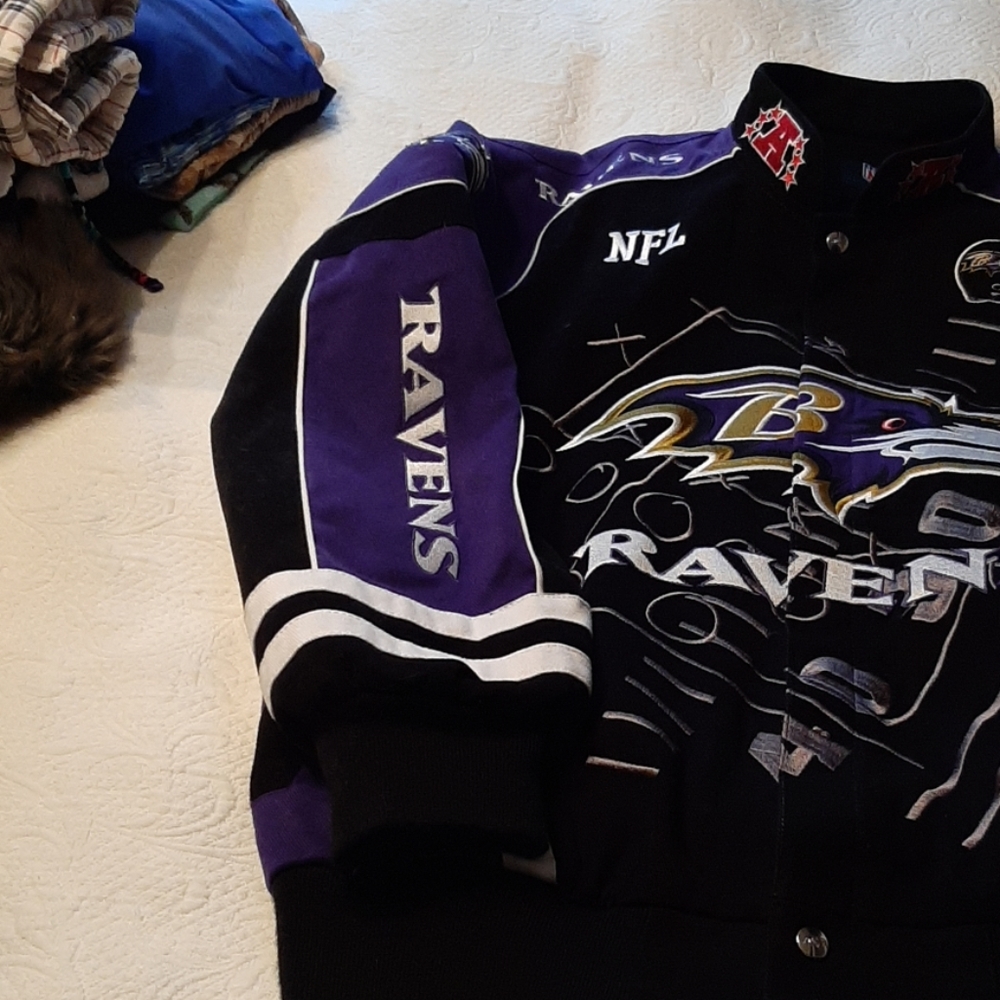 Jacket - Picture 2 of 4
